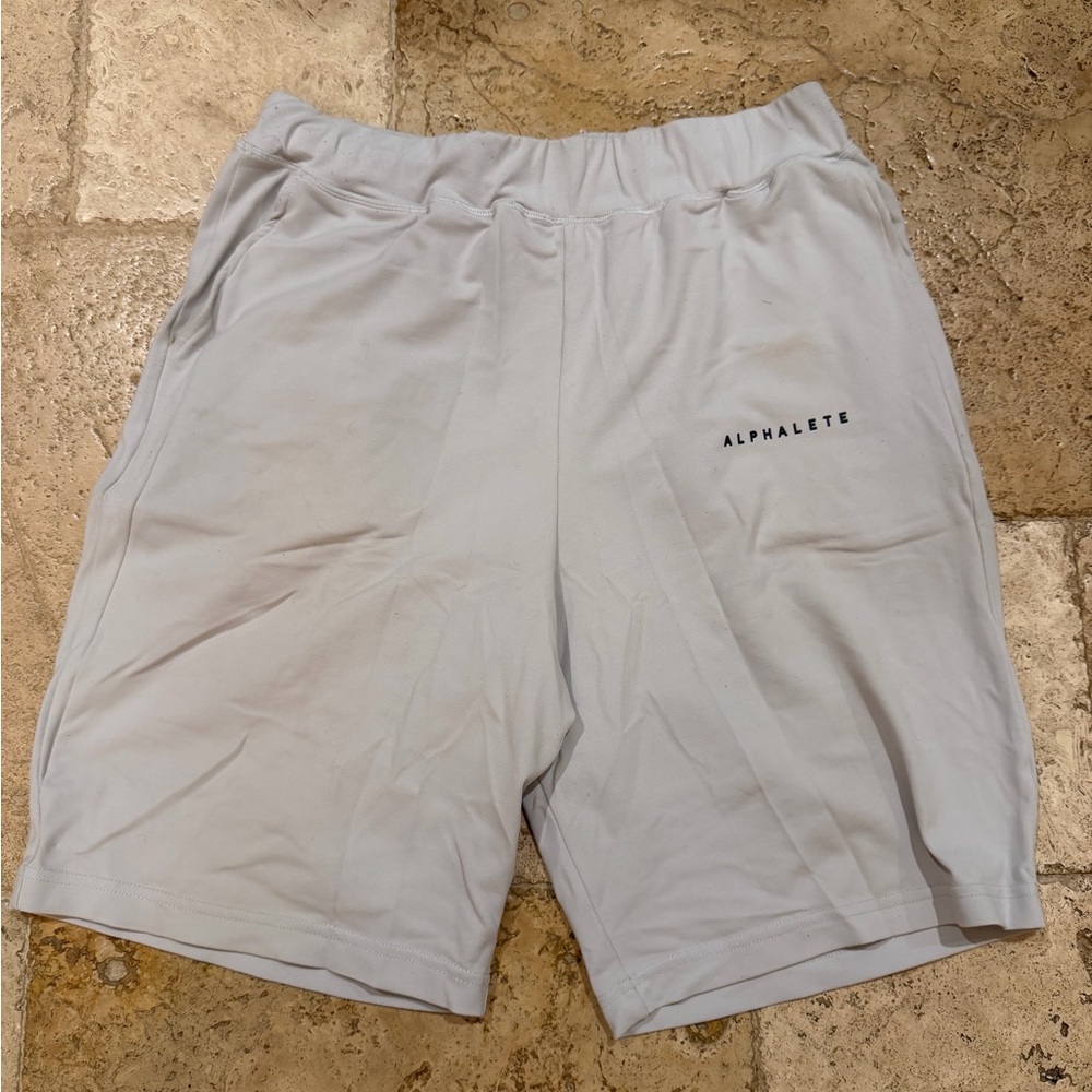 Alphalete Men's Light Gray Athletic Shorts
